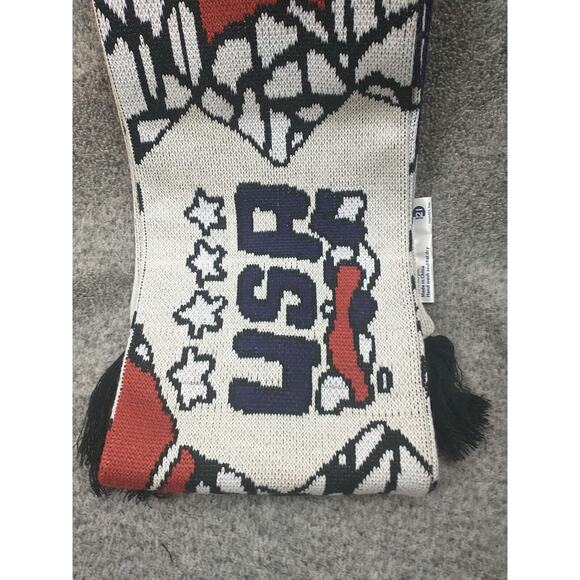 Round21 USWNT Our Time Double-Sided Soccer Scarf USA Women’s - Picture 8 of 8